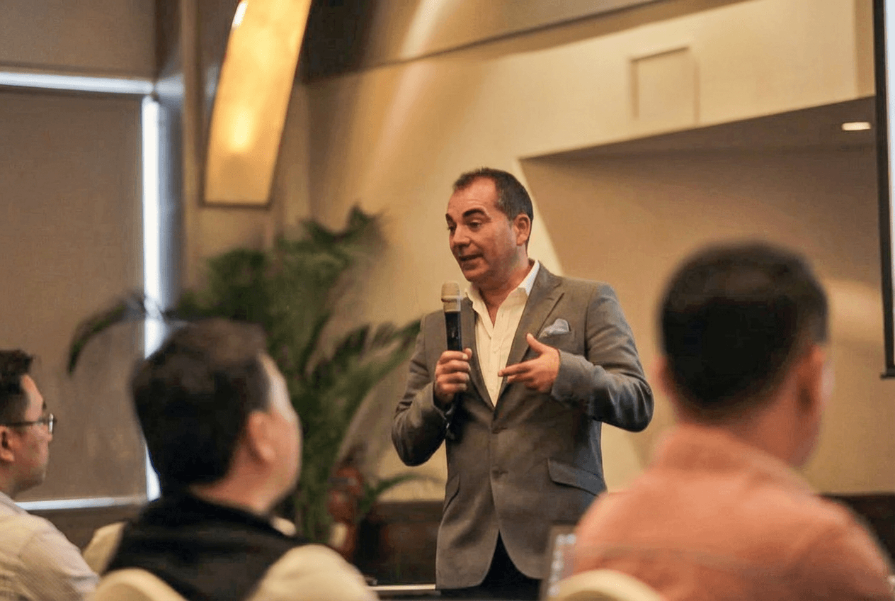 آلفونسو مورنو کیست